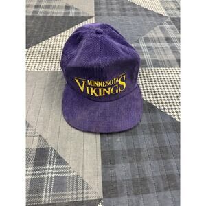 VINTAGE 90s MINNESOTA VIKINGS PROLINE ANNCO‎ NFL PURPLE CORDUROY Cap/Hat